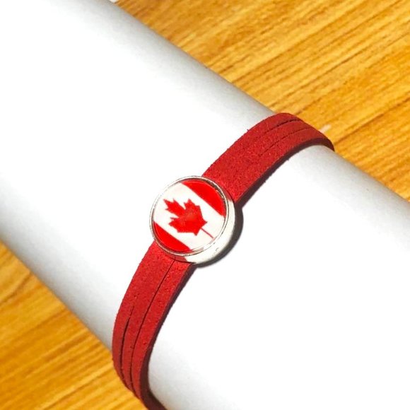 Canada Flag Adjustable suede Glass Dome bracelet - Picture 3 of 5